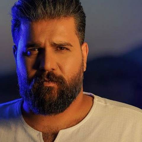 دانلود آهنگ شراب شیراز منی وحید موسوی
