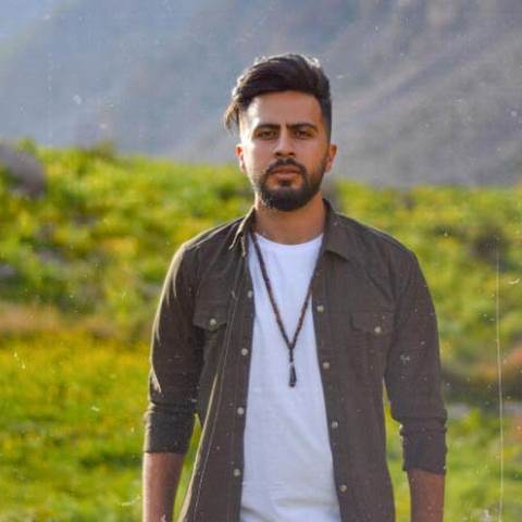 دانلود آهنگ هنوزم دیوونه ترین عاشق این شهر منم