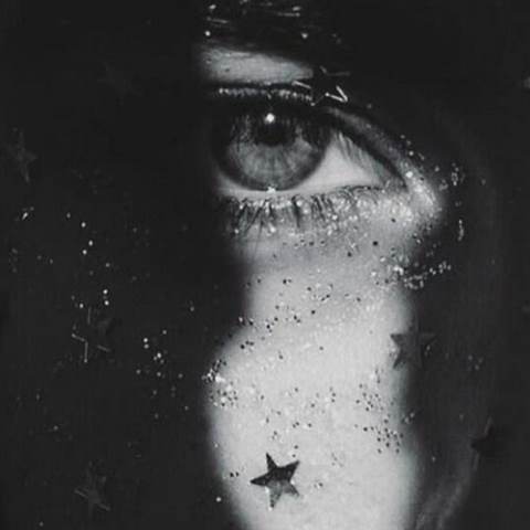 دانلود آهنگ مینرم آغ ماشینا گدرم داغ باشینا