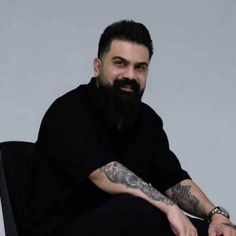 دانلود آهنگ خستم دیگه بال و پرم شکسته