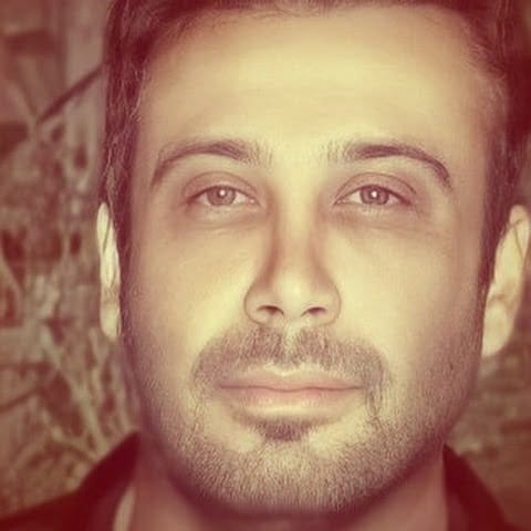 دانلود آهنگ دور از رخ تو دم به دم از گوشه چشمم