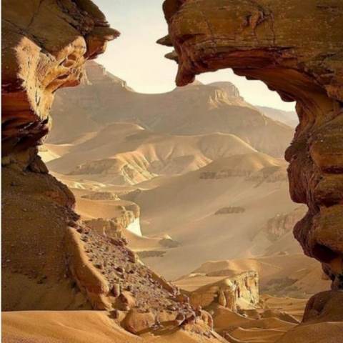 دانلود آهنگ هیچ جا واسم مثل ایران نمیشه